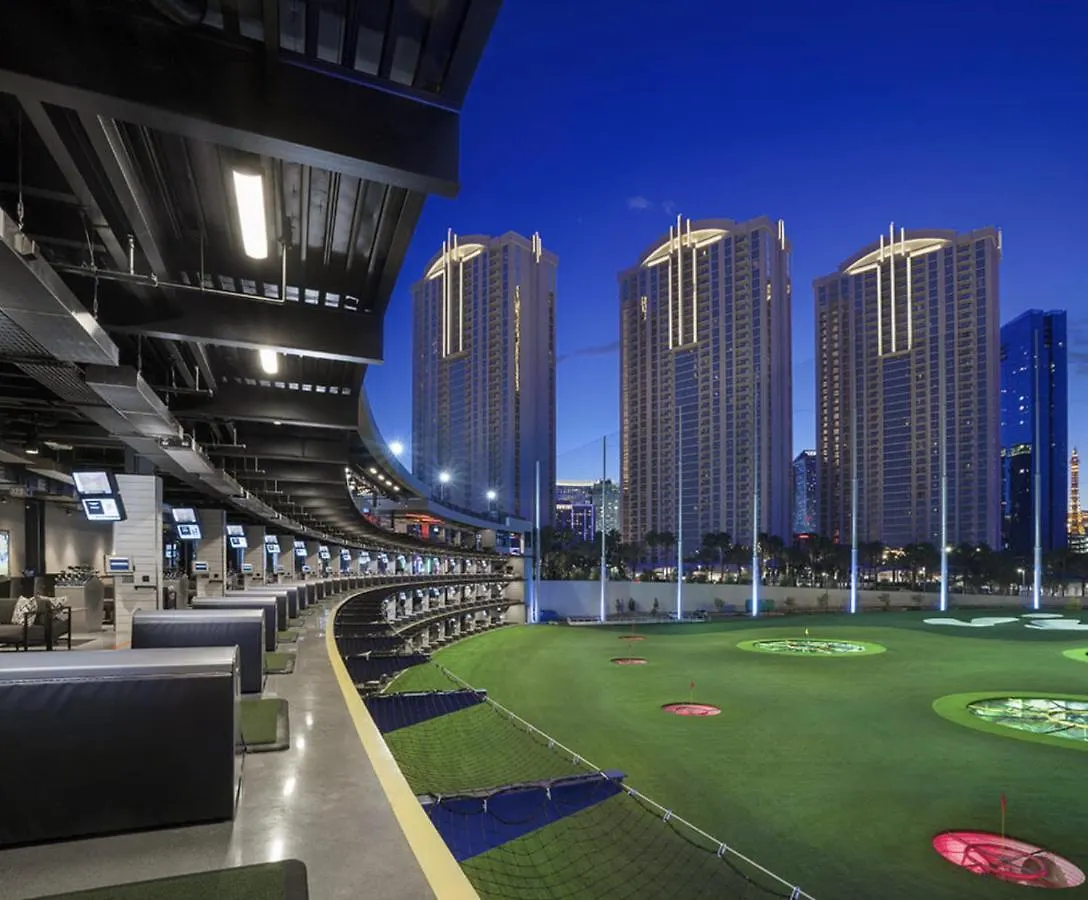 No Resort Fees-Mgm Stripview-Jacuzzi-Formula 1 Track View Las Vegas